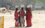 Lesley with local women, on the way to Jaisalmer