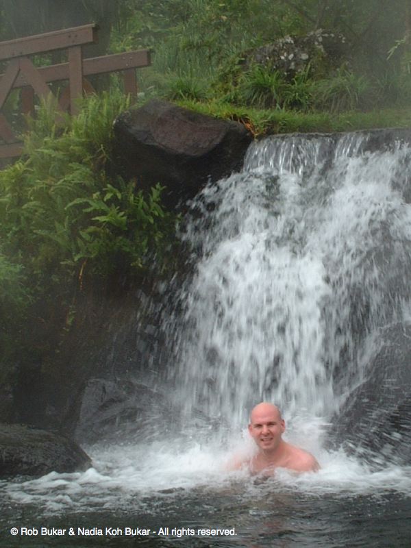 Rob under the Hot Spring Water Fall